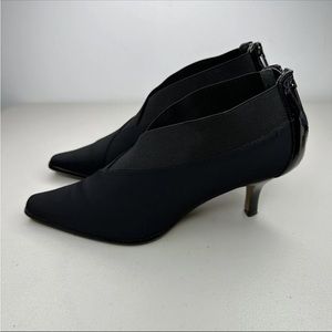 Donald J Pliner Leta Heeled Ankle Booties Women's 7 M Black Textile Kitten Heel